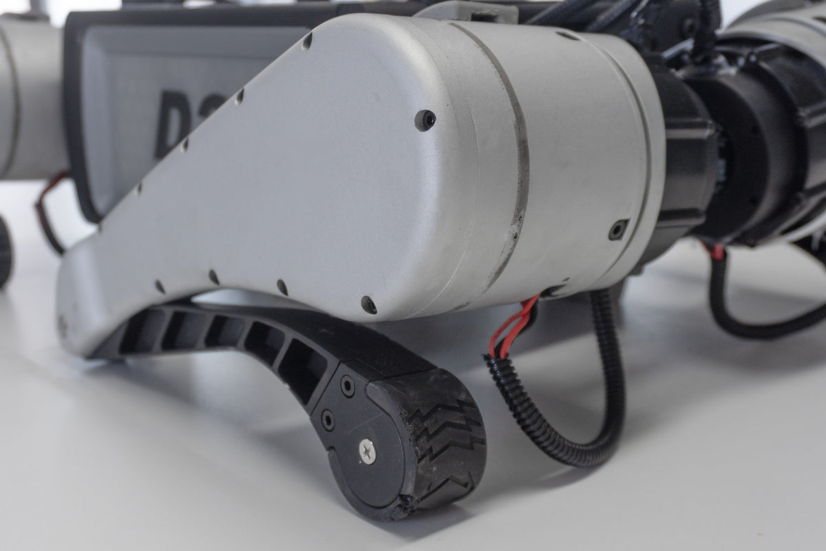 Kinatric D2 leg and actuator detail